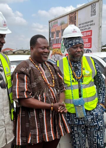 AFRO-ARAB PRESIDENT CUTS SOD FOR BLAKK RASTA 30-UNIT HOUSING PROJECT